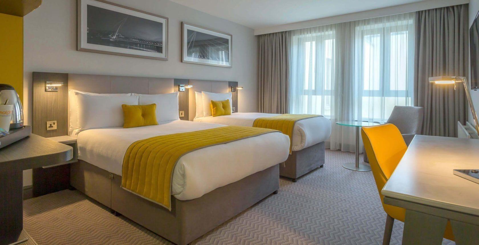 Maldron Hotel Portlaoise Екстериор снимка