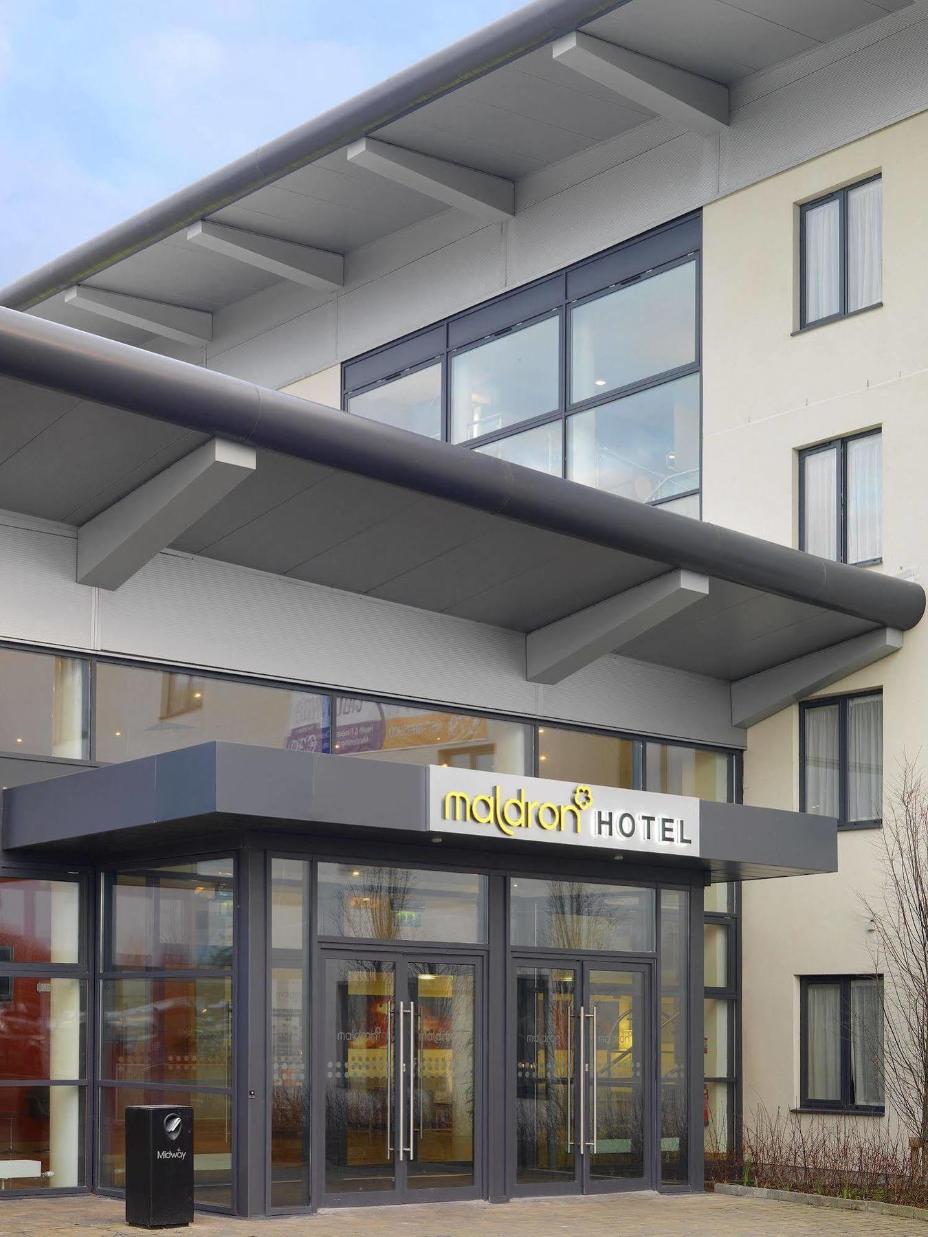 Maldron Hotel Portlaoise Екстериор снимка