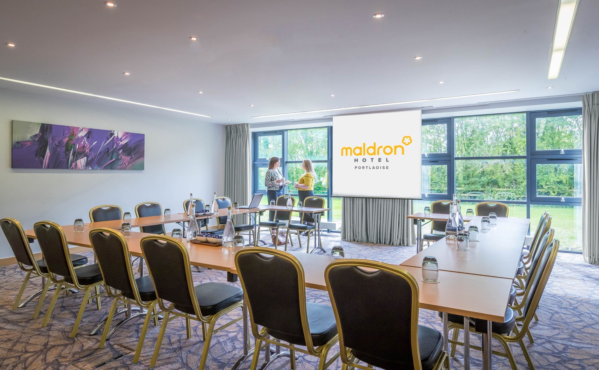 Maldron Hotel Portlaoise Екстериор снимка